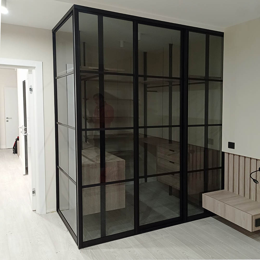 Кутова скляна перегородка Graphite Corner чорний структурний профіль